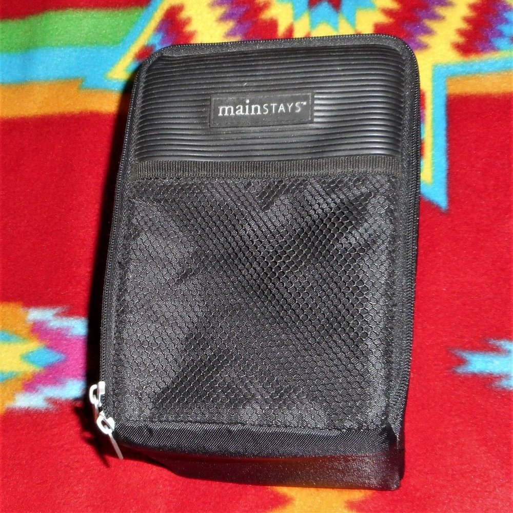 Mainstays 15 CD Black Zippered Storage Case Tote Travel Organizer